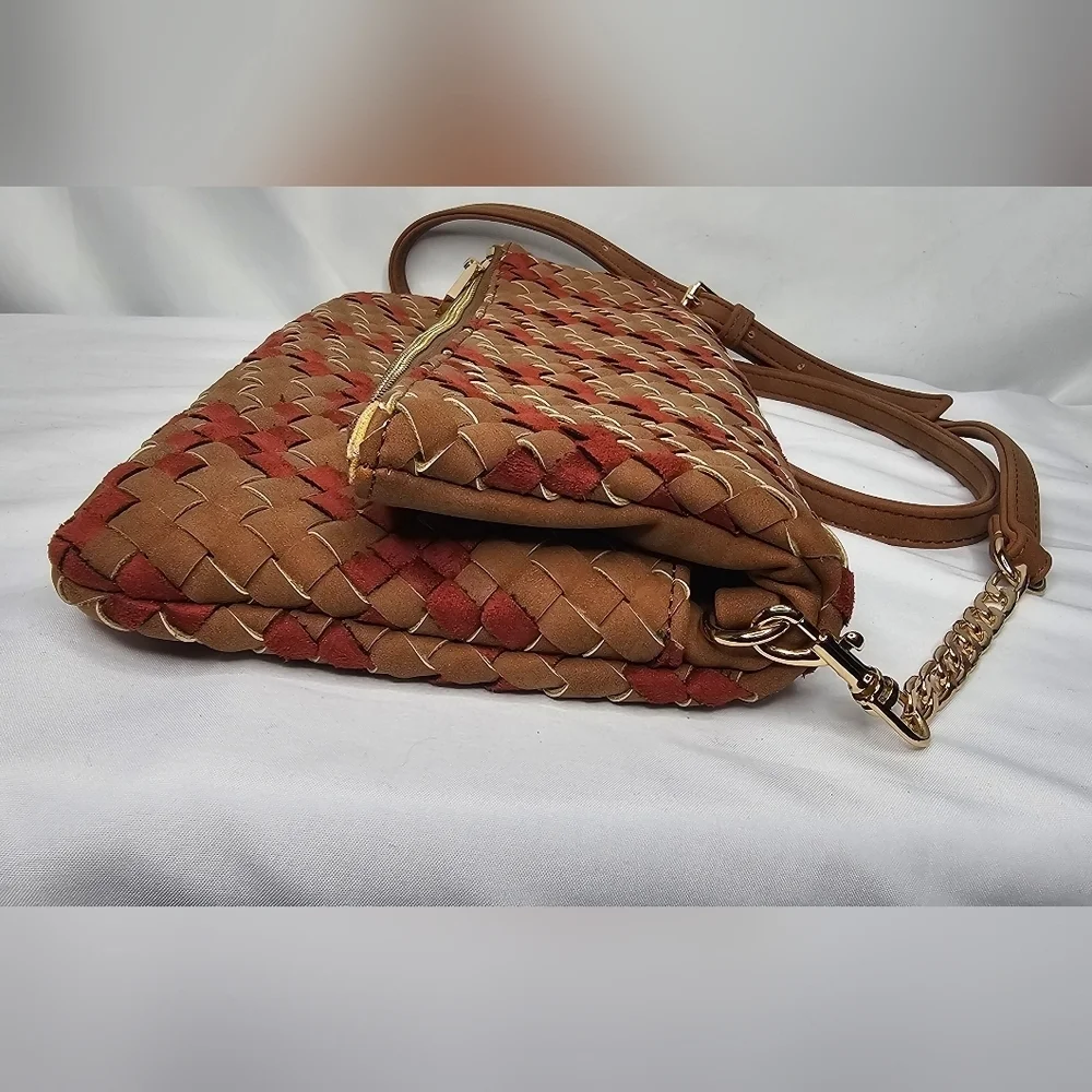 ​Deux Lux Woven Foldover Crossbody Bag Brown Burgundy Weave Chain Strap Clutch